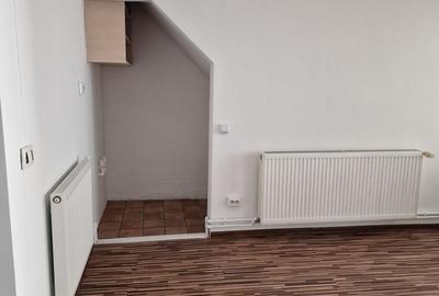 Zona Eroii Revolutiei Brancoveanu P+1+M sp comercial si 2 Garsoniere - 9
