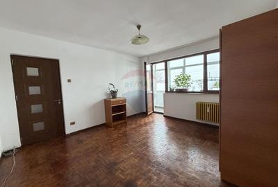 Apartament cu 3 camere de închiriat în zona Giulesti - 2