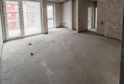 Apartament cu 2 camere nedecomandat în Torontalului