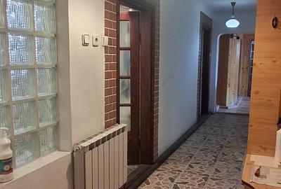 Comision 0, Mansarda Cotroceni, Palat, 2/2, libera, 4 camere decomandate, balcon - 8