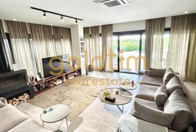 VILA SUPERBA/MOBILATA/UTILATA/PISCINA/CURTE 3000 MP/IESIRE LA LAC - 17