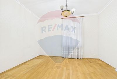 Apartament cu 2 camere decomandat în Romană