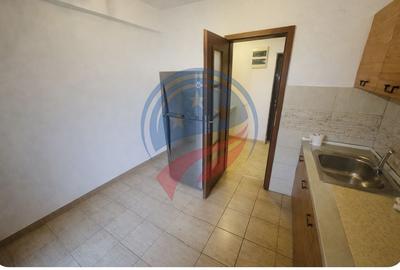 Apartament spațios cu 3 camere, etaj 1, zonă centrală – ideal pentru familie - 9