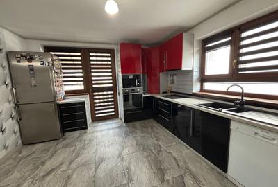 Casa la cheie 5 camere 250 mp curte libera 4 bai P+1+M Arhitectilor - 10