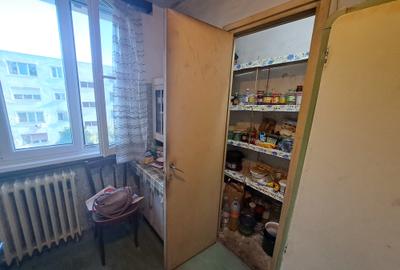 Apartament 3 cam. dec - Drumul Taberei–Valea Ialomiței - etaj 3 - bloc reabitat - 9