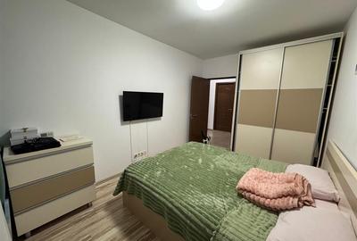 Apartament cu 2 camere decomandat, mobilat în Central