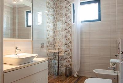 Vila D+P+E cu jaccuzi exterior in Iosia - 19