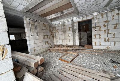 Proprietate de vânzare cu două case | Teren 1.500 mp | Bivolărie - 12