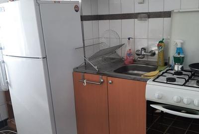 GARSONIERA NATIUNILE UNITE - BUCATARIE INCHISA, MOBILAT/ UTILAT MODERN - 6