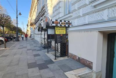 Afacere cu dotare Fast Food pe Revolutiei linga Primarie - 22