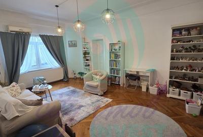Spatiu, lumina si eleganta intr-un apartment interbelic - 6