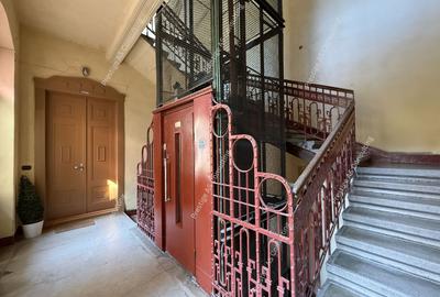 Apartament Patrimonial 150 mp | Balcon cu vedere directa spre Piata Victoriei - 26