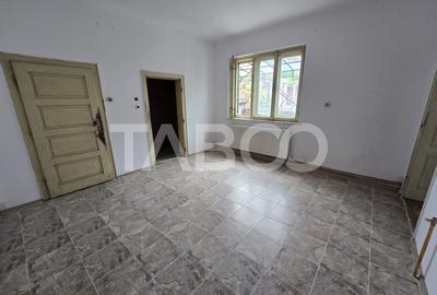 Casa de vanzare teren 412 mp garaj Terezian Sibiu COMISION 0 - 25