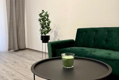 Apartament cu 2 camere semidecomandat, mobilat în Ultracentral