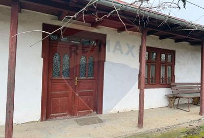 Casa cu teren 627 mp - 1