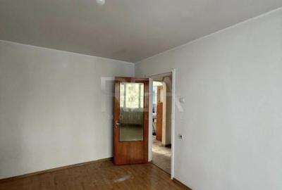 3 camere, decomandat, 4/4, boxa, centrala-Politehnica - 1