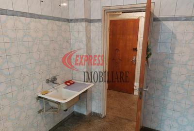 Titan, Liviu Rebreanu, Restaurant Alba - 3