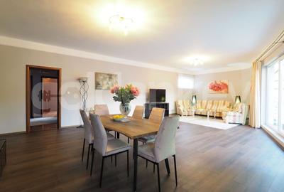 Apartament cu 4 camere semidecomandat, mobilat în Șoseaua Nordului