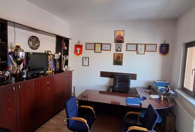 Vila in Bucurestii Noi,ideala pentru sediu firma/birouri (pret 400 k plus TVA) - 10