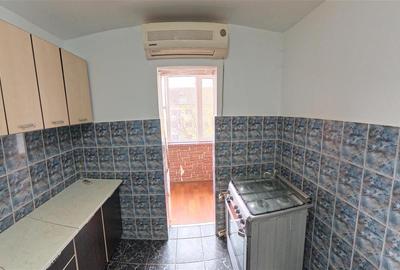 Apartament cu 2 camere decomandat etaj 4 zona Soarelui - 9