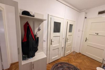 Apartament decomandat 70 mp utili 2 bai pivnita si curte 58 mp Central - 4