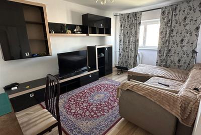 TINERETULUI-METROU 2 CAM MOBILAT MODERN,PANORAMA SUPERBA,500 EUR - 1