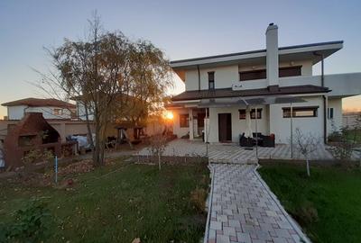 Casă individuală cu 6 camere în Săftica