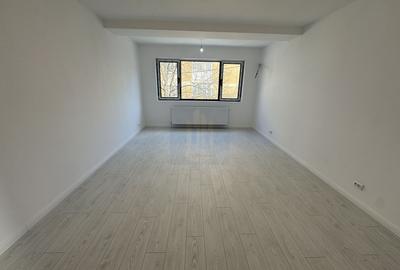 Apartament 5 camere triplex cu curte de vanzare *metrou Crangasi* - 10