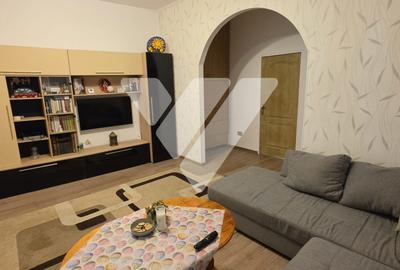 Apartament la casa 3 camere mobilata de vanzare in Cisnadie Sibiu - 1