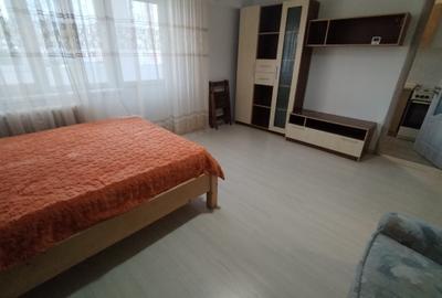 Garsonieră decomandată în Gară