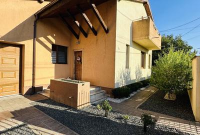 Casă individuală cu 4 camere în Buziașului