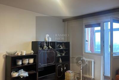 Apartament cu 2 camere decomandat în Brâncoveanu