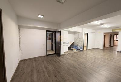 Spatiu comercial, pozitionare excelenta, exact la metrou Aparatorii P - 16