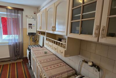 Apartament 2 camere de vanzare etajul 2, ultracentral ,Focsani - 2