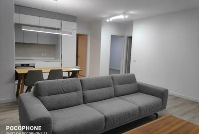 Apartament cu 3 camere decomandat, mobilat în Take Ionescu