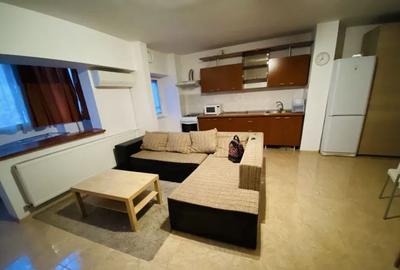 Garsoniera,Nerva Traian,bl.1989,et.4/8,DECOMANDATA,Amenajata,mobilata,complet - 1