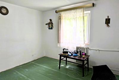 Vanzare Apartament 2 camere, Resita, etajul 1, liniște și acces facil - 8
