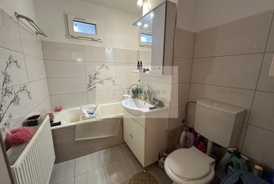 3 camere decomandate/2 băi/Etaj intermediar - 4