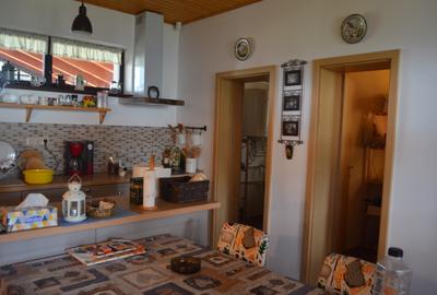 Casa de locuit 5 camere ,mobilata si utilata-Radila-Valea Calugareasca - 4