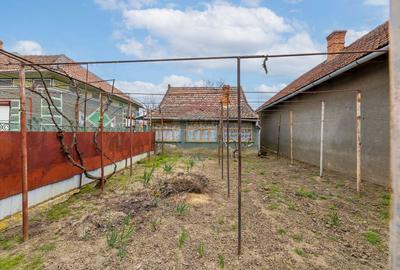 Casă 4 camere + anexe, teren 760 mp – Pilu, jud. Arad - 11