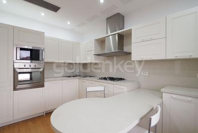 Apartament penthouse cu 4 camere | 2 garaje | spatii generoase - 7