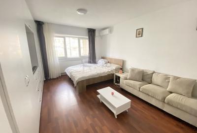 Garsonieră decomandată, mobilată în Sebastian