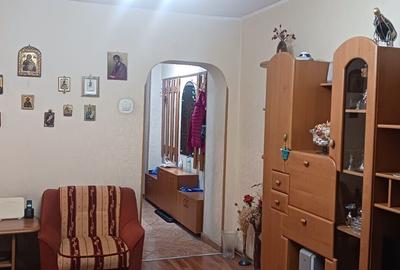 Obor - metrou  - vanzare ap. 3 camere - 4