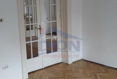 Proprietate interbelica in zona linistita, perfecta pentru investitie - 10
