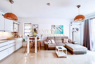 Apartament cu 2 camere semidecomandat, mobilat în Exterior Est