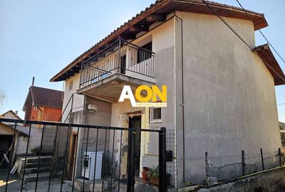 1/2 Duplex, 4 camere, 300 mp teren, toate utilitatile, Cetate - 2
