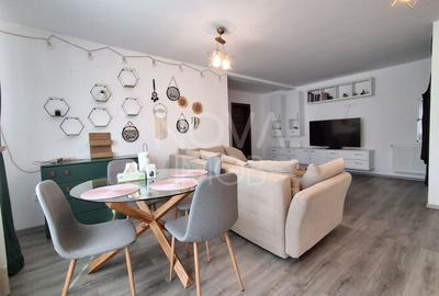 Apartament cu 3 camere semidecomandat, mobilat în Șelimbăr