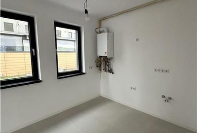 Apartament 3 camere de inchiriat, bloc nou - 10