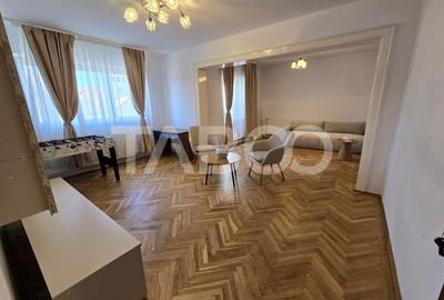 Apartament cu 3 camere decomandat, mobilat în Central