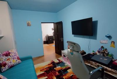 PF vand apartament Floresti - 11
